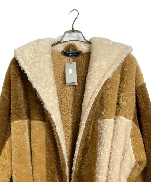 KITH（キス）KITH (キス) ガウンコート　ロングコート　KITHMAS 2023ホリデーコレクション ベージュ×アイボリー サイズ:S 未使用品の古着・服飾アイテム