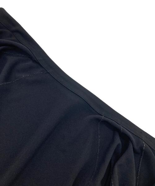 HaaT ISSEY MIYAKE（ハート イッセイ ミヤケ）Haat ISSEY MIYAKE (ハート イッセイ ミヤケ) ストレッチジャケット　ラグランジャケット　イッセイミヤケ ブラック サイズ:2の古着・服飾アイテム