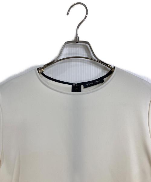 YOKO CHAN（ヨーコチャン）YOKO CHAN (ヨーコチャン) クルーネック フレア ブラウス　長袖ブラウス　オフィスカジュアル　セレモニー　日本製 ホワイト サイズ:38の古着・服飾アイテム