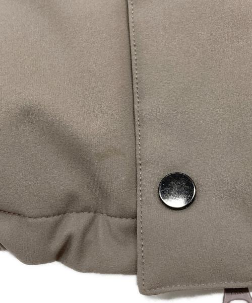 Adam et Rope（アダム エ ロペ）Adam et Rope (アダム エ ロペ) ALLIED/アライド ショートダウンジャケット グレー サイズ:Mの古着・服飾アイテム