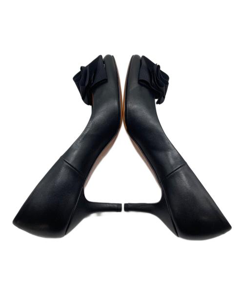 LANVIN en Bleu（ランバンオンブルー）LANVIN en Bleu (ランバンオンブルー) ポインテッドトゥリボンパンプス　パンプス　セレモニー　イタリア製 ブラック サイズ:23の古着・服飾アイテム