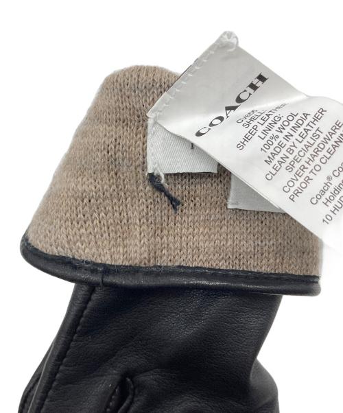 COACH（コーチ）COACH (コーチ) スカルプテッド シグネチャー レザー テック グローブ　手袋 サイズ:7の古着・服飾アイテム