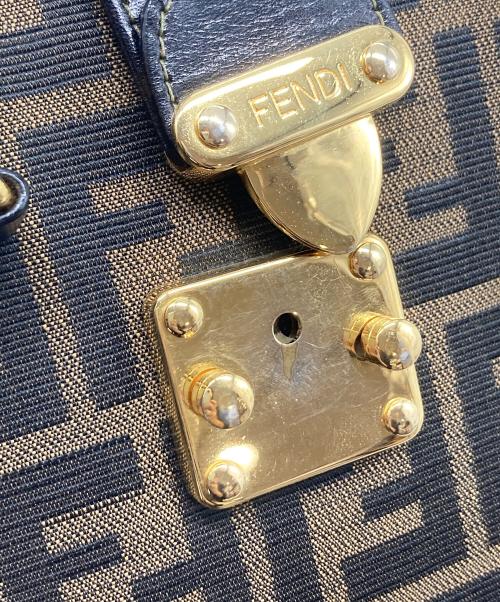 FENDI（フェンディ）FENDI (フェンディ) ズッカジャガード 2WAYショルダーバッグ　ハンドバッグ　ショルダーバッグ　セレモニー　総柄 ブラウン×ブラック サイズ:実寸参照の古着・服飾アイテム