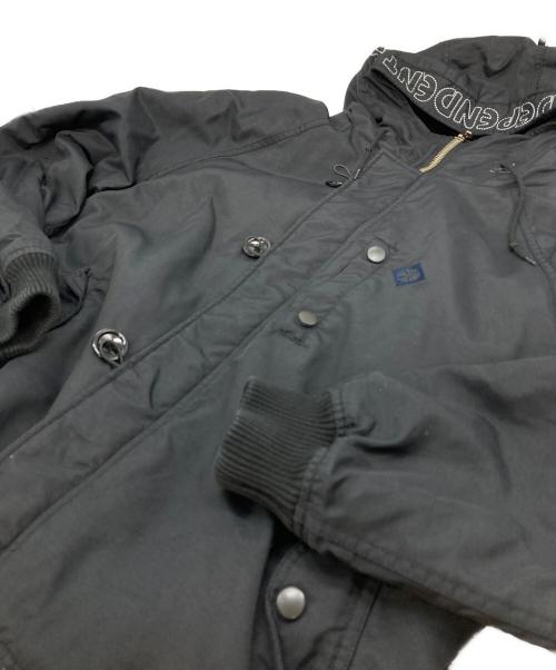INDEPENDENT（インディペンデント）INDEPENDENT (インディペンデント) 【古着】90’Ｓ-00’Ｓフードファージャケット　90年代−00年代 ブラック サイズ:Mの古着・服飾アイテム