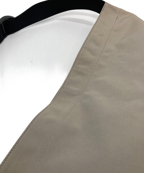 STANDARD SUPPLY（スタンダードサプライ）STANDARD SUPPLY (スタンダードサプライ) SIMPLICITY  PLUS SHOULDER M  ショルダーバッグ　日本製　通勤　通学 グレージュ サイズ:実寸参照の古着・服飾アイテム