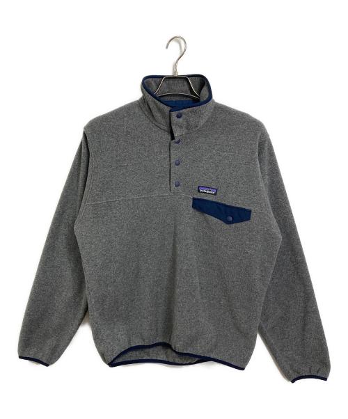 Patagonia（パタゴニア）Patagonia (パタゴニア) Lightweight Synchilla Snap-T/ライトウェイト・シンチラ・スナップT グレー サイズ:XSの古着・服飾アイテム