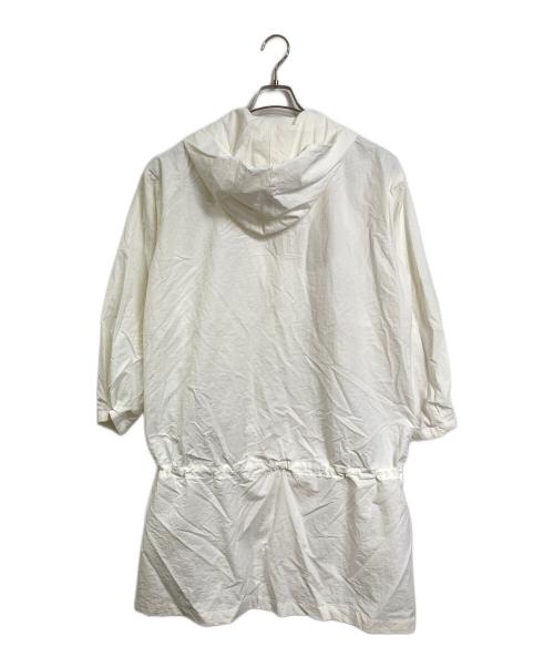 Denham（デンハム）Denham (デンハム) VICTORIA 2WAY COAT  ヴィクトリア 2ウェイ コート  ナイロンコート　ナイロンジャケット　デザインコート　アウター　日本製 ホワイト サイズ:FREE 未使用品の古着・服飾アイテム