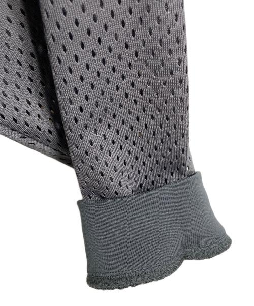 C.E（シーイー）C.E (シーイー) MESH TRACK CREW NECK メッシュトラッククルーネック　日本製 グレー サイズ:Sの古着・服飾アイテム