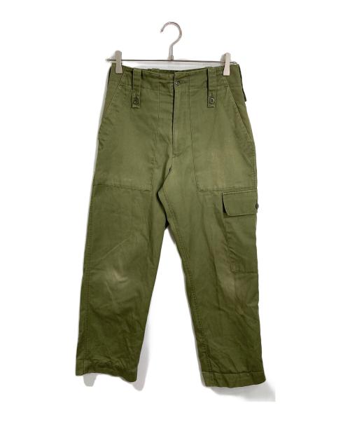 British Army（イギリス軍）British Army (イギリス軍) 【古着】トラウザーパンツ　イギリス軍　ミリタリーパンツ　 カーキ サイズ:72/76/92の古着・服飾アイテム
