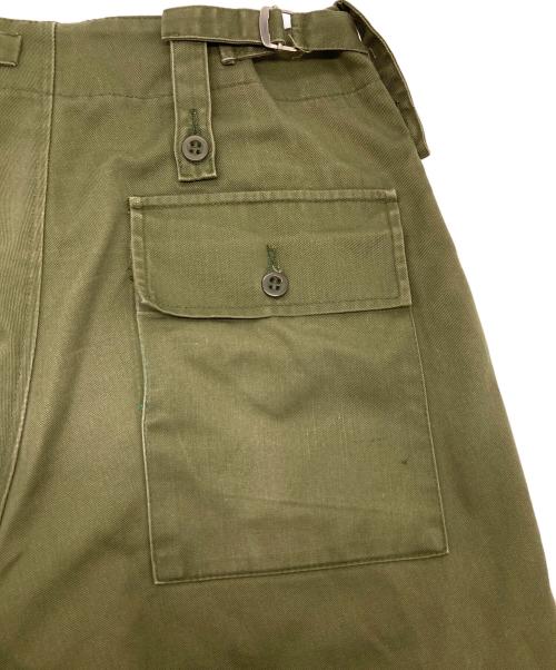 British Army（イギリス軍）British Army (イギリス軍) 【古着】トラウザーパンツ　イギリス軍　ミリタリーパンツ　 カーキ サイズ:72/76/92の古着・服飾アイテム