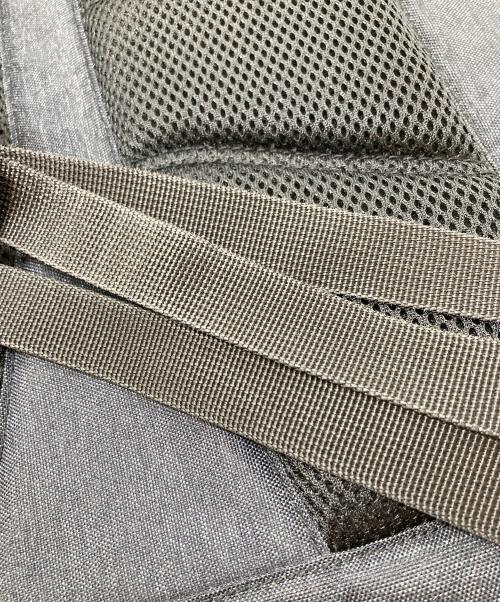 Karrimor（カリマー）Karrimor (カリマー) リュック　バックパック　デイパック ビジネスリュック ザック  A4サイズ PC収納　スポーツ　アウトドア　通勤 通学 仕事 出張 旅行 トラベル タウンユース グレー サイズ:実寸参照の古着・服飾アイテム