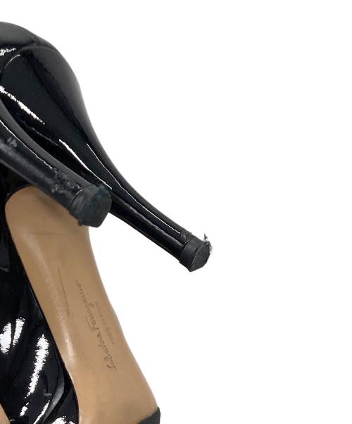 Salvatore Ferragamo（サルヴァトーレ フェラガモ）Salvatore Ferragamo (サルヴァトーレ フェラガモ) ヴァラリボンヒールパンプス　ハイヒール　セレモニー　イタリア製 ブラック サイズ:6の古着・服飾アイテム