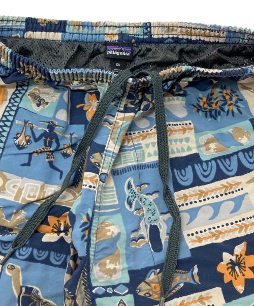 Patagonia（パタゴニア）Patagonia (パタゴニア) バギーズショーツ　水陸両用 水着 スイムウェア　海 プール 川遊び 登山 ランニング ジム キャンプ フェス  インナー　メッシュ　スポーツ　アウトドア　総柄 ベージュ×ネイビー サイズ:XSの古着・服飾アイテム