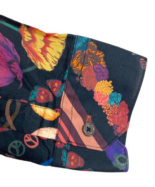 PAUL SMITH（ポールスミス）PAUL SMITH (ポールスミス) ストロベリースカルプリントシャツ　長袖シャツ　総柄　日本製 ブラック×オレンジ サイズ:XLの古着・服飾アイテム