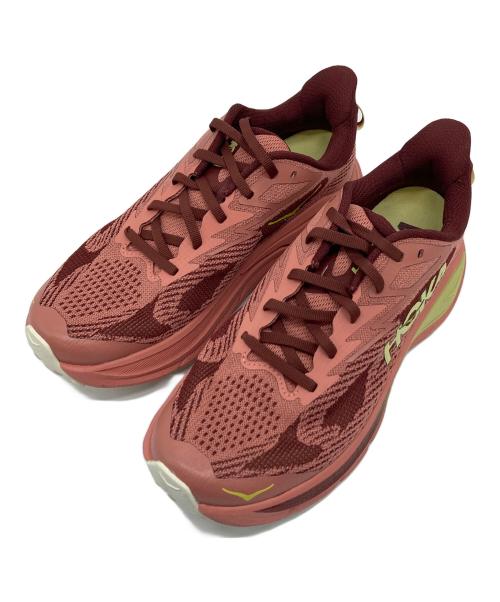 HOKAONEONE（ホカオネオネ）HOKAONEONE (ホカオネオネ) CHALLENGER8  チャレンジャー8　ランニングシューズ サーモンピンク サイズ:24の古着・服飾アイテム