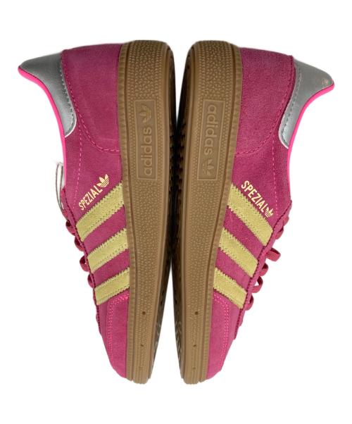 adidas（アディダス）adidas (アディダス) ローカットスニーカー　HANDBALL SPEZIAL  ハンドボール スペツィアル ルシッドピンク×オールモストイエロー サイズ:US 7 1/2の古着・服飾アイテム