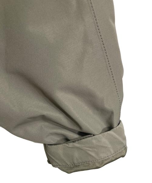 YMCLKY（ワイエムシーエルケーワイ）YMCLKY (ワイエムシーエルケーワイ) PCU Level6/Softshell Jacket  ソフトシェルジャケット　ナイロンジャケット　アウター　ライトアウター カーキ サイズ:XSの古着・服飾アイテム