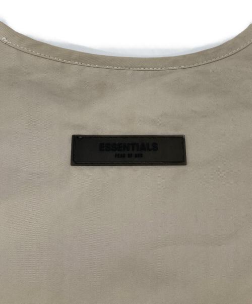 FOG ESSENTIALS（フィアオブゴッド エッセンシャル）FOG ESSENTIALS (フィアオブゴッド エッセンシャル) Essentials Work Vest ベージュ サイズ:Mの古着・服飾アイテム