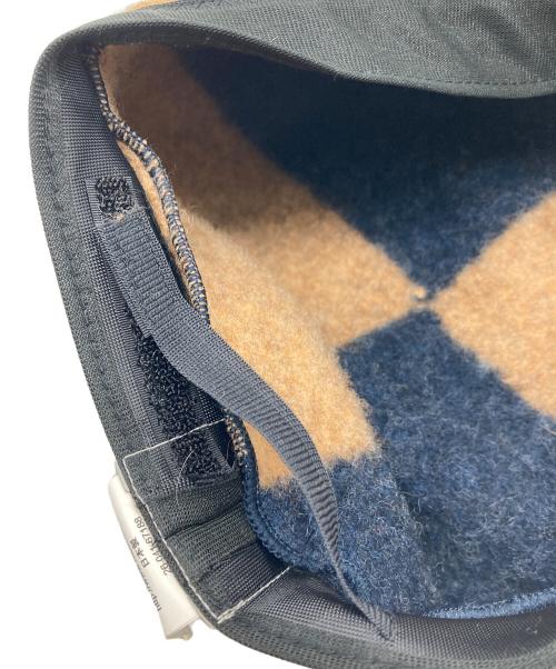 Vivienne Westwood（ヴィヴィアンウエストウッド）Vivienne Westwood (ヴィヴィアンウエストウッド) スタッズ付きデカオーブベレー帽 ベージュ×ネイビー サイズ:S~Mの古着・服飾アイテム