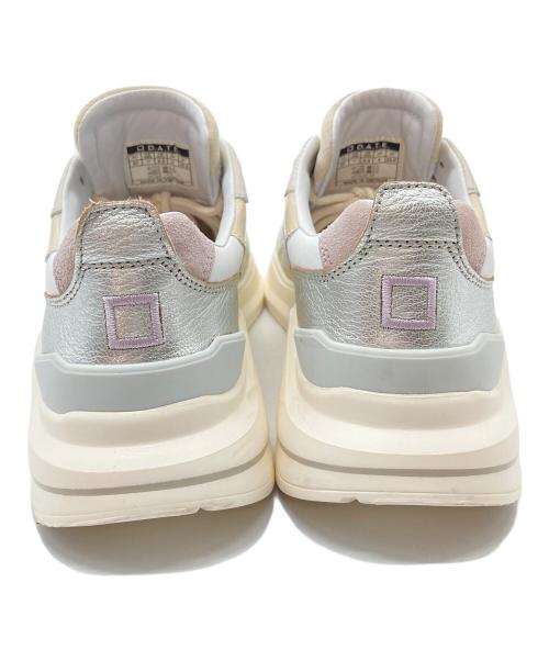 D.A.T.E.（デイト）D.A.T.E. (デイト) FUGA ホワイト×グレー×ピンク サイズ:US 6.5の古着・服飾アイテム