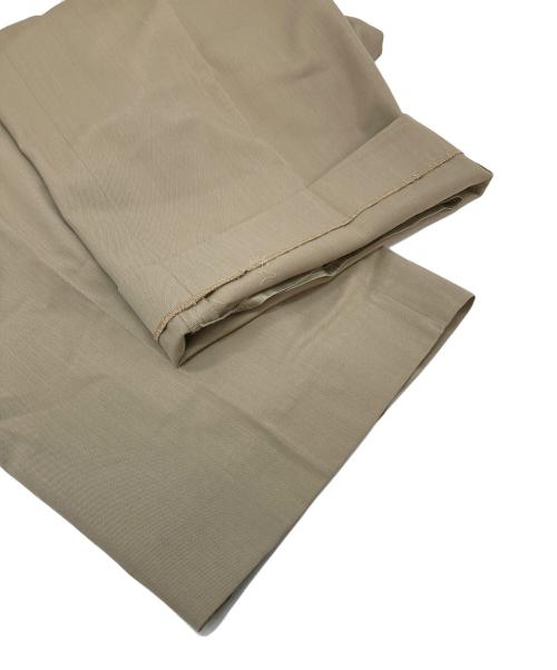 ebure（エブール）EBURE (エブール) センタープレス タックワイドパンツ ベージュ サイズ:36の古着・服飾アイテム