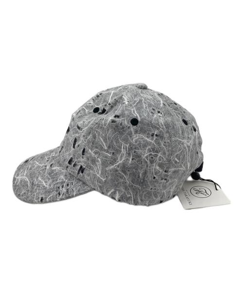 kijima takayuki（キジマタカユキ）KIJIMA TAKAYUKI (キジマタカユキ) ASHI PRINT 6PANEL CAP ホワイト×ブラック サイズ:FREE 未使用品の古着・服飾アイテム