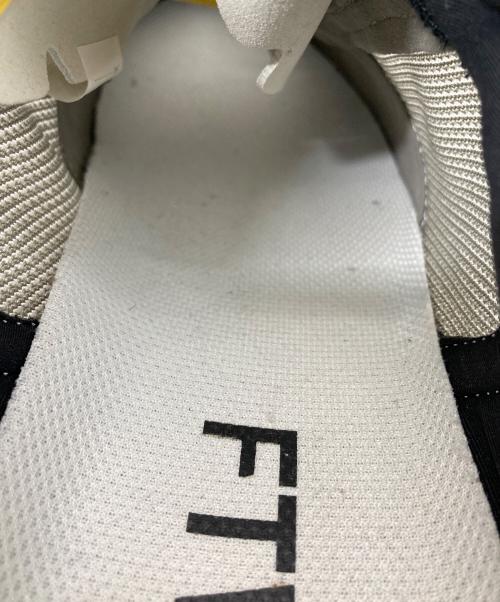 athletics FTWR（アスレチックフットウェア）athletics FTWR (アスレチックフットウェア) ローカットスニーカー　ZERO V1  スポーツ　アウトドア グレー サイズ:US9の古着・服飾アイテム