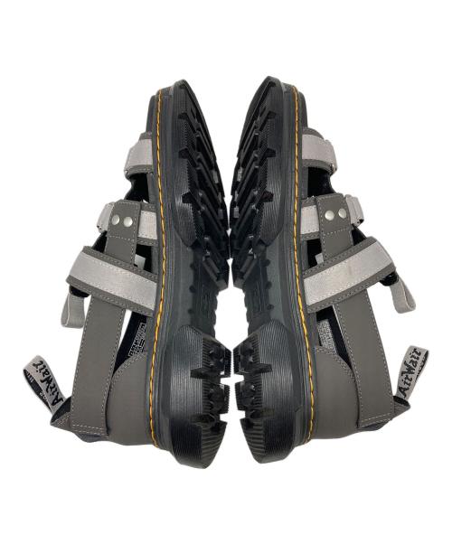 Dr.Martens（ドクターマーチン）Dr.Martens (ドクターマーチン) PEARSON Ⅱ  ペアソン2 ベルトサンダル グレー×ブラック サイズ:US9の古着・服飾アイテム