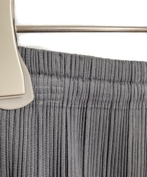 PLEATS PLEASE（プリーツプリーズ）PLEATS PLEASE (プリーツプリーズ) プリーツスカート グレー サイズ:3の古着・服飾アイテム