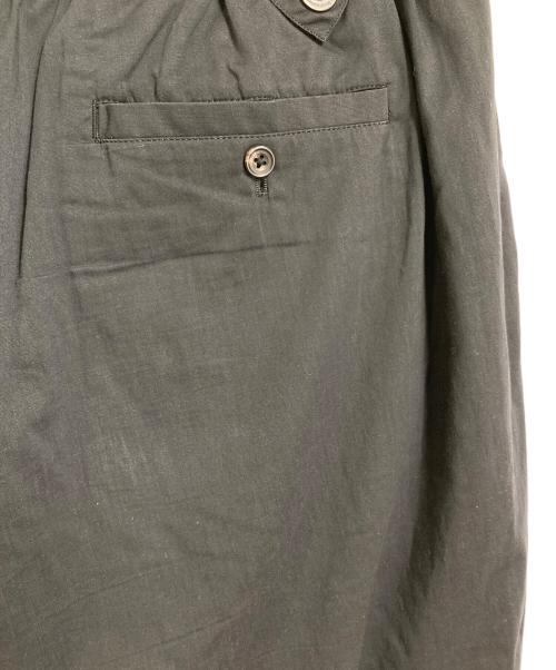 WHITE MOUNTAINEERING（ホワイトマウンテ二アニング）WHITE MOUNTAINEERING (ホワイトマウンテ二アニング) TAPERED SAROUEL PANTS ワイドパンツ　テーパードパンツ ブラック サイズ:2の古着・服飾アイテム