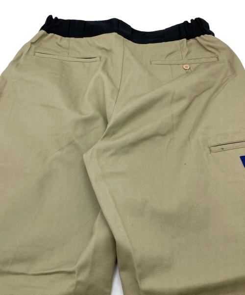 BEAMS（ビームス）BEAMS (ビームス) Dickies (ディッキーズ) 2トーンダブルニーワークパンツ ベージュ×ブラック サイズ:Mの古着・服飾アイテム