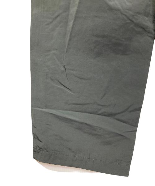 GOLDWIN（ゴールドウイン）GOLDWIN (ゴールドウイン) RELAX STRAIGHT EASY PANTS ナイロンパンツ　 グリーン サイズ:2 未使用品の古着・服飾アイテム