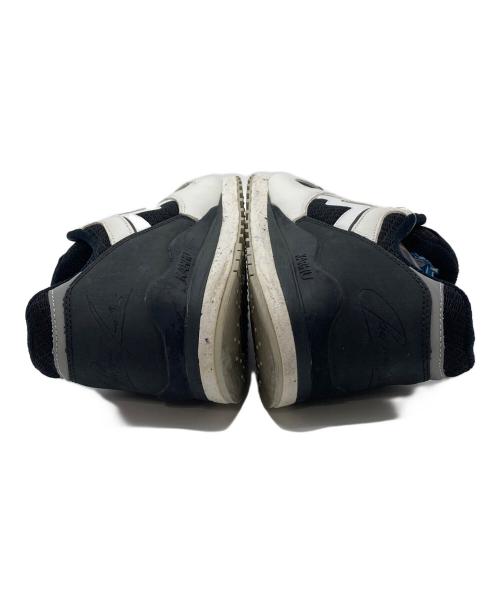 KARHU（カルフ）KARHU (カルフ) synchron classic スニーカー ホワイト×ブラック サイズ:UK8の古着・服飾アイテム