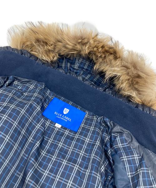 BLUE LABEL CRESTBRIDGE（ブルーレーベルクレストブリッジ）BLUE LABEL CRESTBRIDGE (ブルーレーベルクレストブリッジ) 裏地チェックタヌキファーダウンジャケット ブルー サイズ:38の古着・服飾アイテム