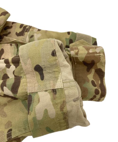 US ARMY（ユーエスアーミー）US ARMY (ユーエスアーミー) 【古着】Army Aircrew Combat Uniform Jacket 迷彩　マルチカム カーキ サイズ:MEDIUM-REGULARの古着・服飾アイテム