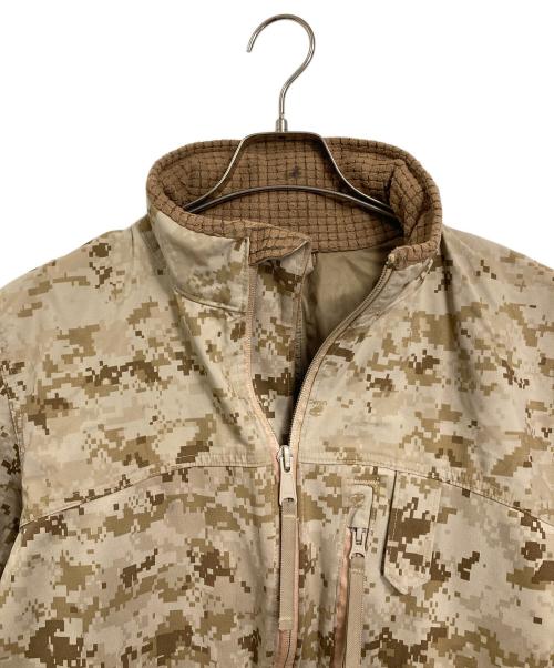 US ARMY（ユーエスアーミー）US ARMY (ユーエスアーミー) 【古着】COMBAT DESERT JACKET  コンバットデザートジャケット　軍物　ミリタリー　USMC ベージュ サイズ:Mの古着・服飾アイテム