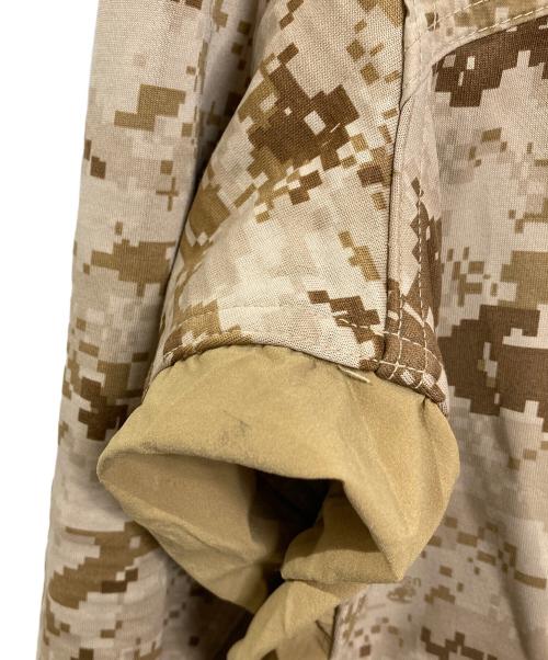 US ARMY（ユーエスアーミー）US ARMY (ユーエスアーミー) 【古着】COMBAT DESERT JACKET  コンバットデザートジャケット　軍物　ミリタリー　USMC ベージュ サイズ:Mの古着・服飾アイテム