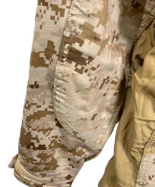 US ARMY（ユーエスアーミー）US ARMY (ユーエスアーミー) 【古着】COMBAT DESERT JACKET  コンバットデザートジャケット　軍物　ミリタリー　USMC ベージュ サイズ:Mの古着・服飾アイテム