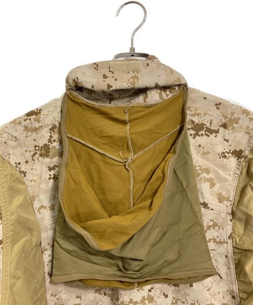 US ARMY（ユーエスアーミー）US ARMY (ユーエスアーミー) 【古着】COMBAT DESERT JACKET  コンバットデザートジャケット　軍物　ミリタリー　USMC ベージュ サイズ:Mの古着・服飾アイテム