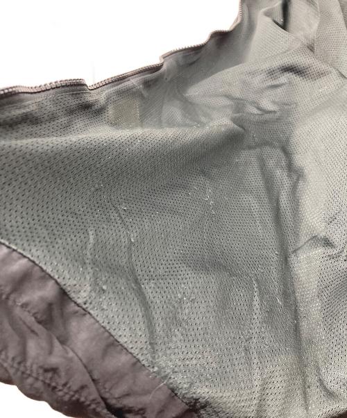 US ARMY（ユーエスアーミー）US ARMY (ユーエスアーミー) ナイロンジャケット　USARMY ブラック　イエロー 2016年製 ブラック サイズ:SMALL/REGULARの古着・服飾アイテム