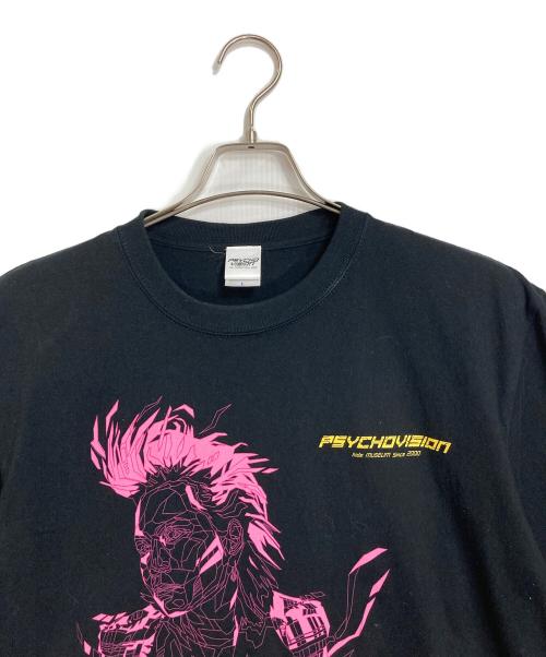 PSYCHO VISION（サイコビジョン）psycho vision (サイコビジョン) 【古着】アニメTシャツ hide MUSEUM Since 2000 横浜限定 ブラック サイズ:Lの古着・服飾アイテム
