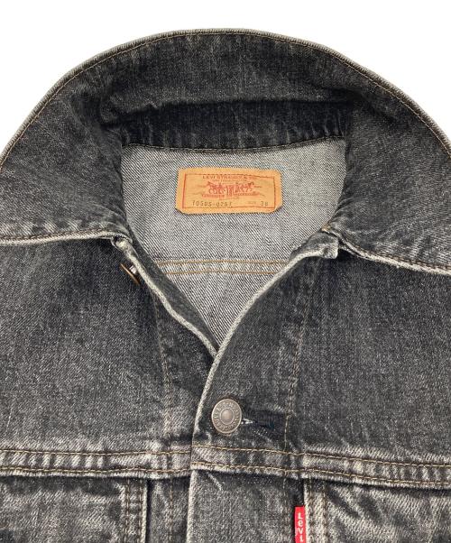 LEVI'S（リーバイス）LEVI'S (リーバイス) 先染めデニムジャケット グレー サイズ:38の古着・服飾アイテム