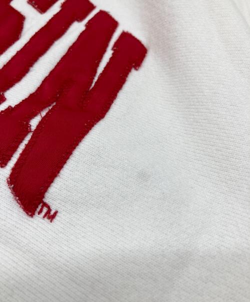 Champion（チャンピオン）Champion (チャンピオン) リバースウィーブスウェット　刺繍タグ ベージュ サイズ:Lの古着・服飾アイテム