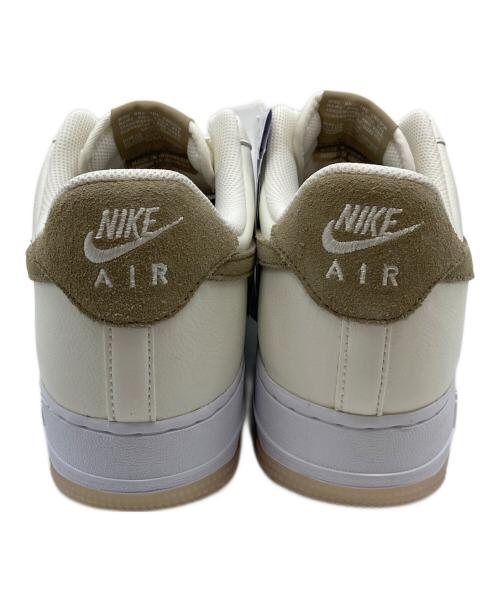 NIKE（ナイキ）NIKE (ナイキ) Air Force 1 '07 LV8 ベージュ×ホワイト サイズ:US10の古着・服飾アイテム