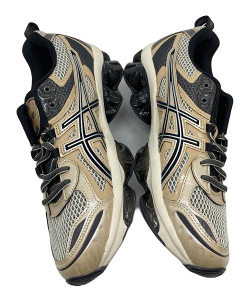 asics（アシックス）asics (アシックス) GEL-QUANTUM KINETIC　ローカットスニーカー ベージュ サイズ:US9.5の古着・服飾アイテム