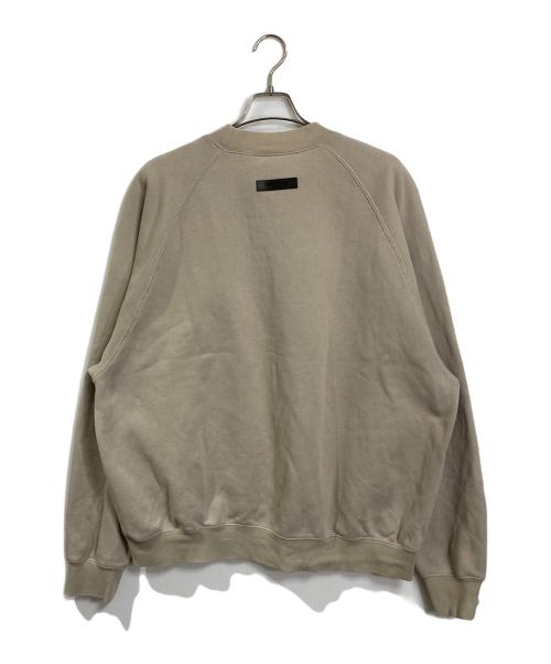 FOG ESSENTIALS（フィアオブゴッド エッセンシャル）FOG ESSENTIALS (フィアオブゴッド エッセンシャル) フロッキープリントクルーネックスウェット　ベージュ ベージュ サイズ:Lの古着・服飾アイテム