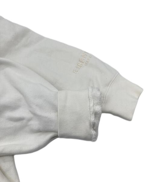 FOG ESSENTIALS（フィアオブゴッド エッセンシャル）FOG ESSENTIALS (フィアオブゴッド エッセンシャル) プルオーバーパーカー　フーディ ホワイト サイズ:Mの古着・服飾アイテム