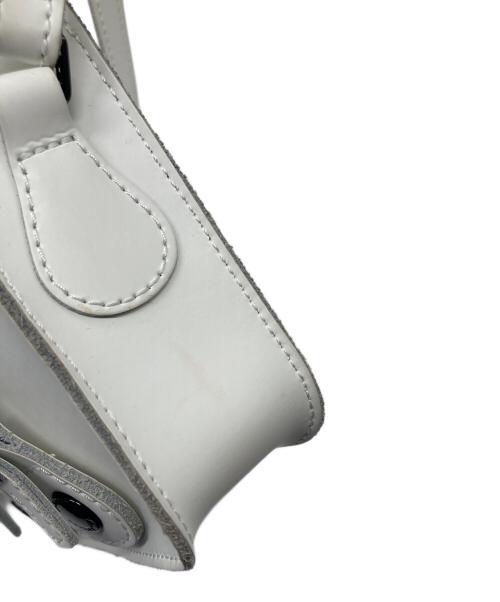 Dr.Martens（ドクターマーチン）Dr.Martens (ドクターマーチン) 7 インチ サッチェル バッグ　ショルダーバッグ ホワイト サイズ:実寸参照の古着・服飾アイテム