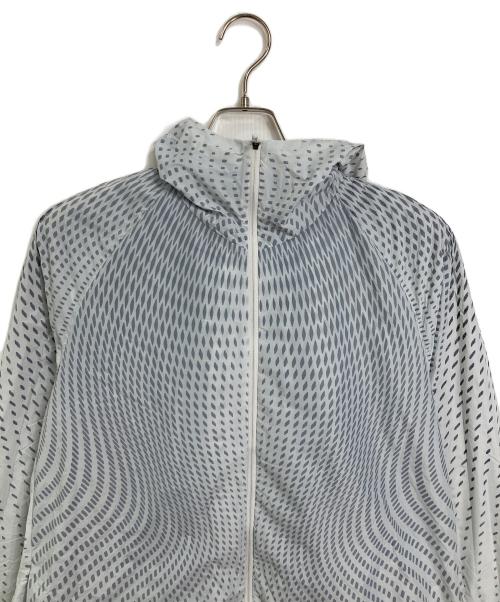 odlo（オドロ）odlo (オドロ) 軽量 ナイロンコート odlo zaha hadid ホワイト×ブラック サイズ:Sの古着・服飾アイテム