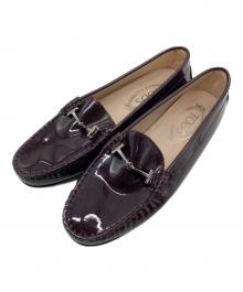 TOD'S（トッズ）の古着「エナメルドライビングシューズ　フラットシューズ　イタリア製」｜パープル